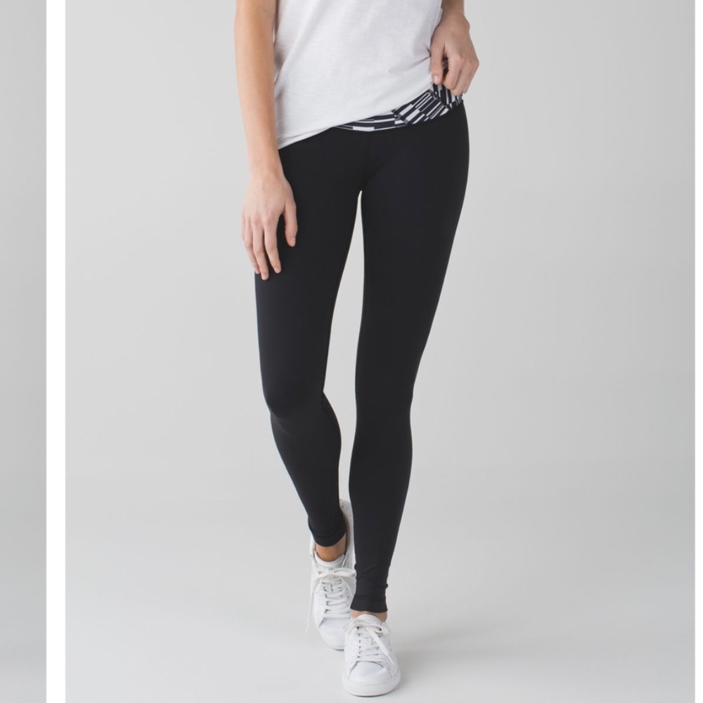 Lululemon Wunder Under Black / Ying Yang Stripe White Black Size 4 - Picture 2 of 11